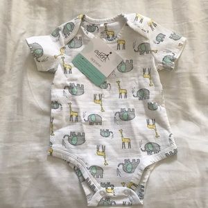 NWT 3-6M Aden & Anais Muslin Onesie